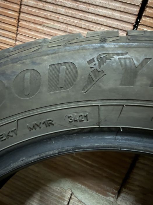 Зимни гуми GoodYear Ultra Grip 215/60/17 SUV