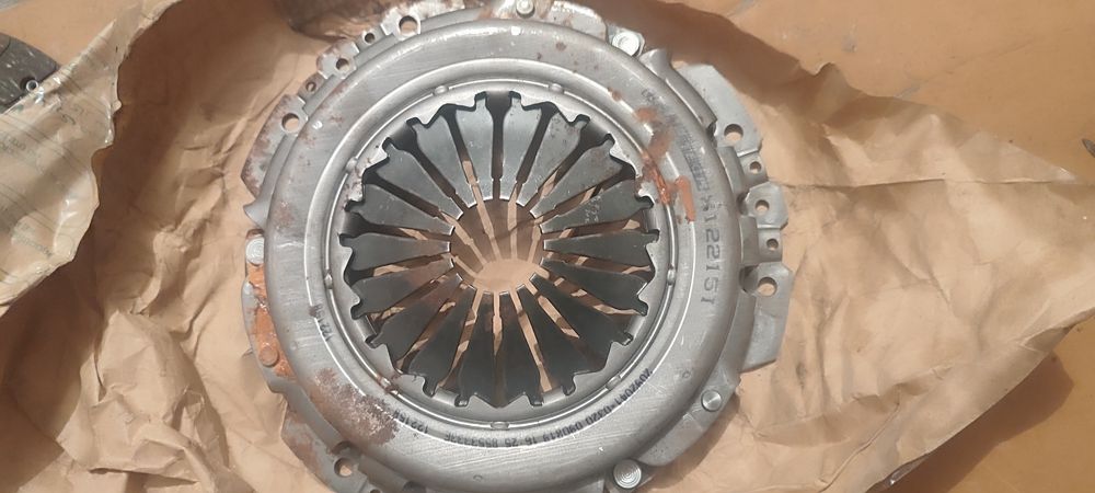 Продам сцепление на ниву, новое! 25к, Возможен торг