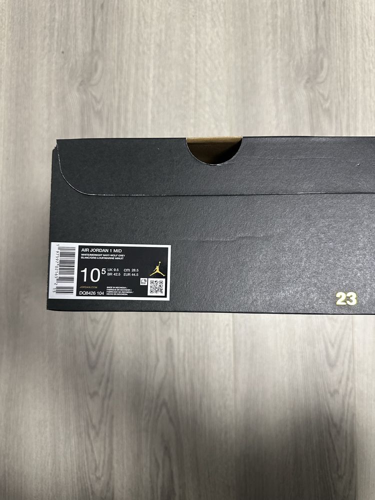 Air Jordan 1 Mid