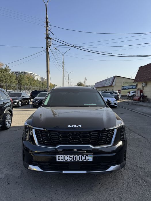 Kia sorento sotiladi 2024 yil kirasksi toza holati idyal murojat uchun