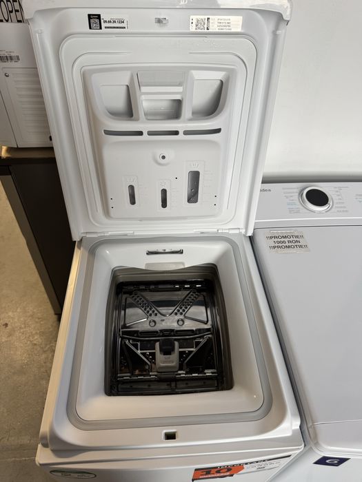 Mașină de spălat rufe verticala Indesit BTW7251CFR
