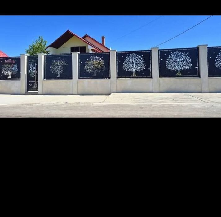 Porți din tabla decupata