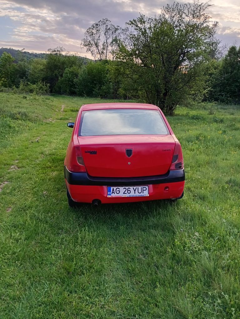 Vând Dacia Logan 2006 într-o stare foarte bună