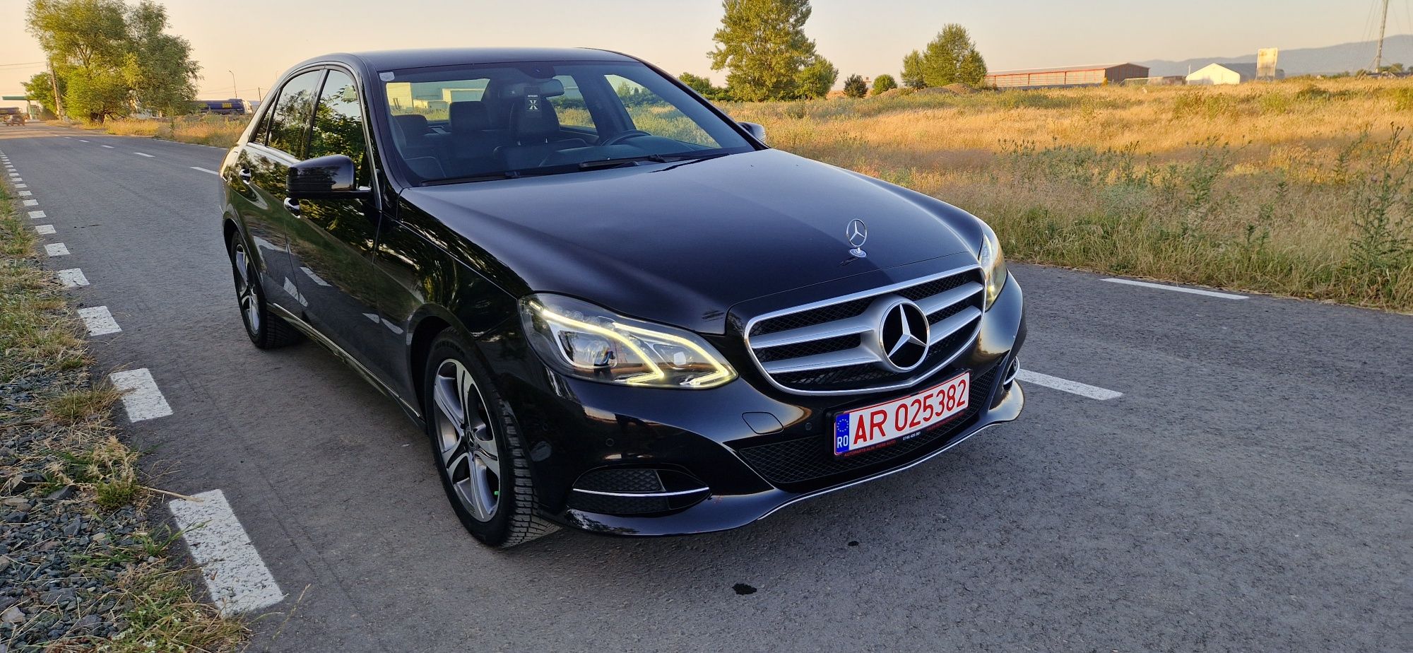De vânzare Mercedes e 300 hybrid  w212
