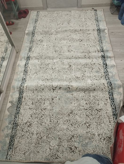 Продам ковры большой метр 3,48 ширина 1,45маленький 2 метра ширина 1,4