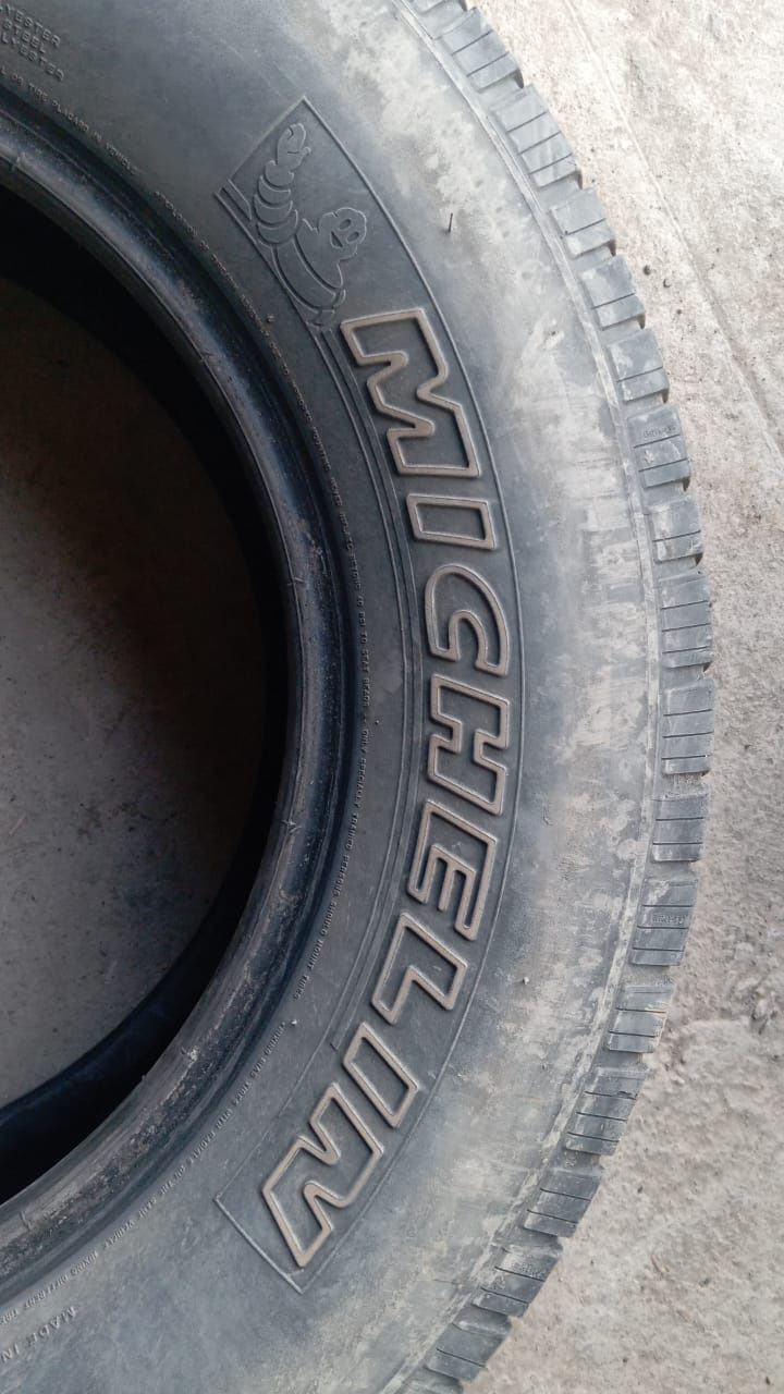 Продам шины Michelin 265/65/17