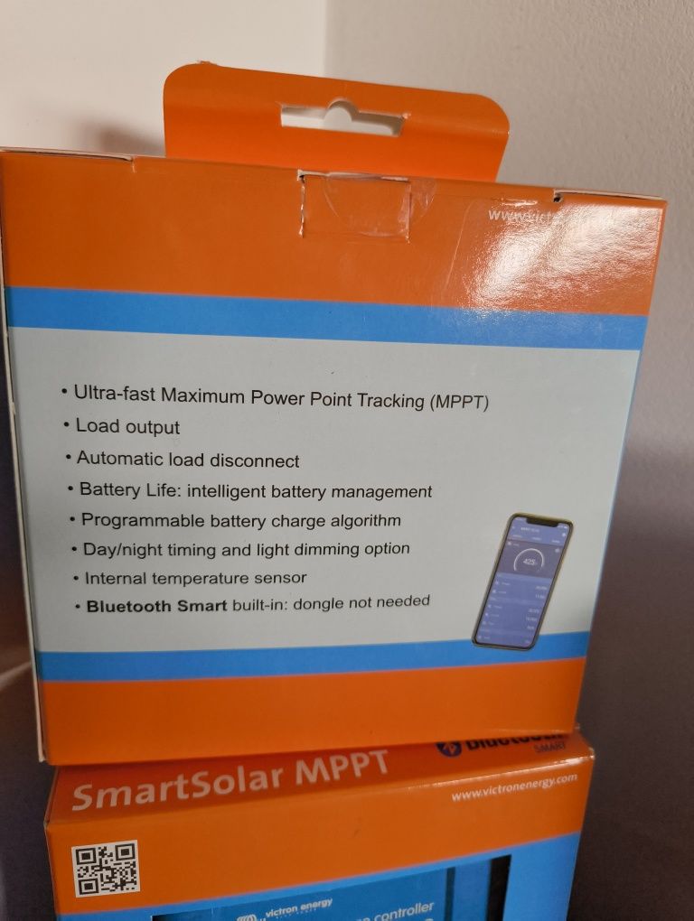 Соларен контролер Victron Energy SmartSolar MPPT 100/20 - Неотварян!