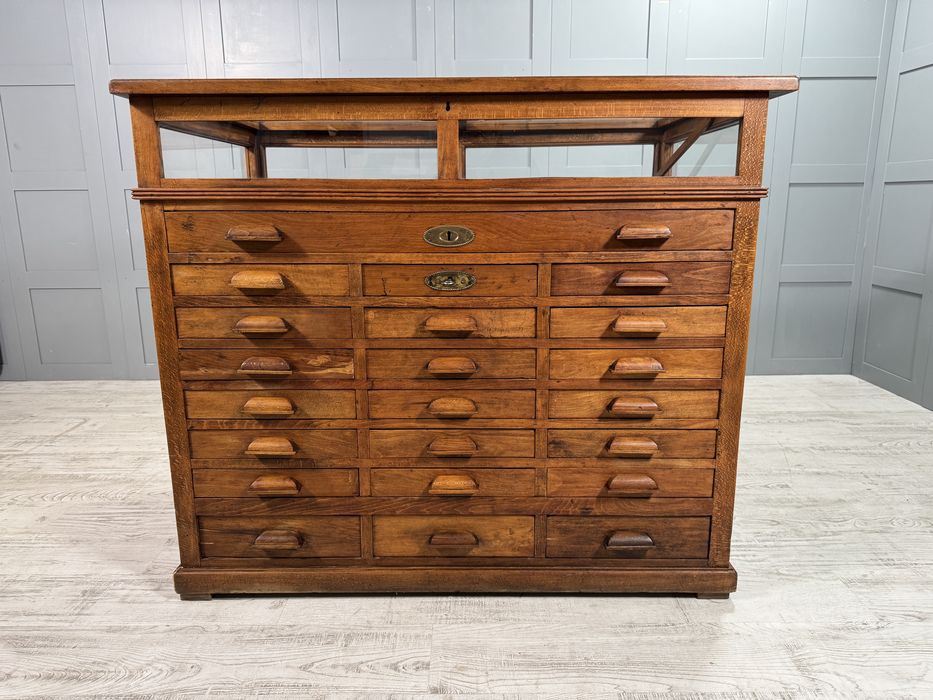 Бижутерски шкаф - витрина от 20-те Р465