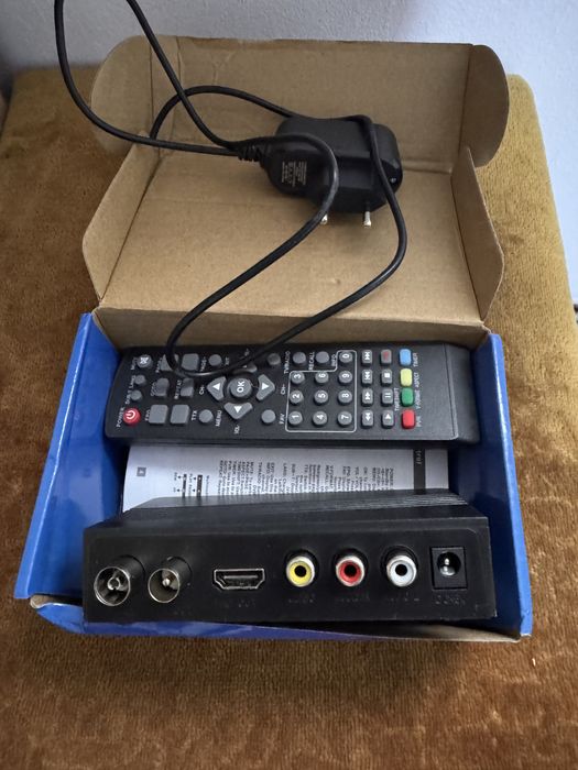 IPTV DVB-T2 Приемник за ТВ.