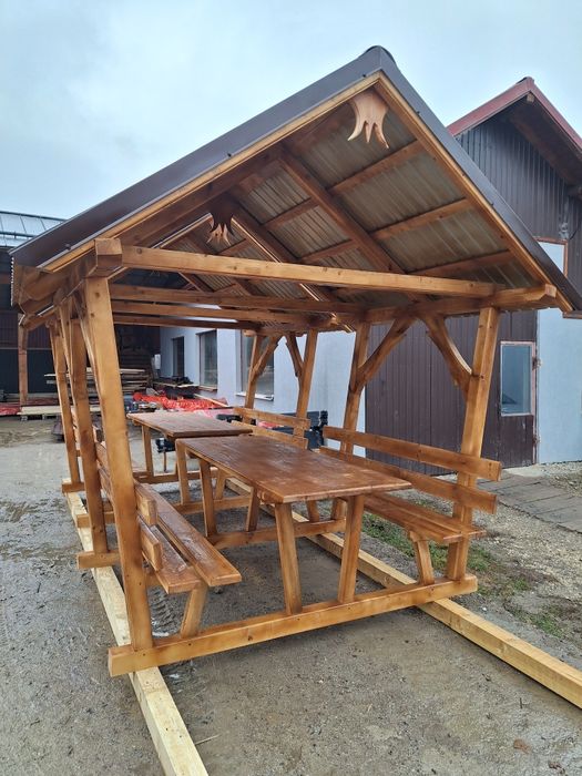 Foisor din lemn rășinoase