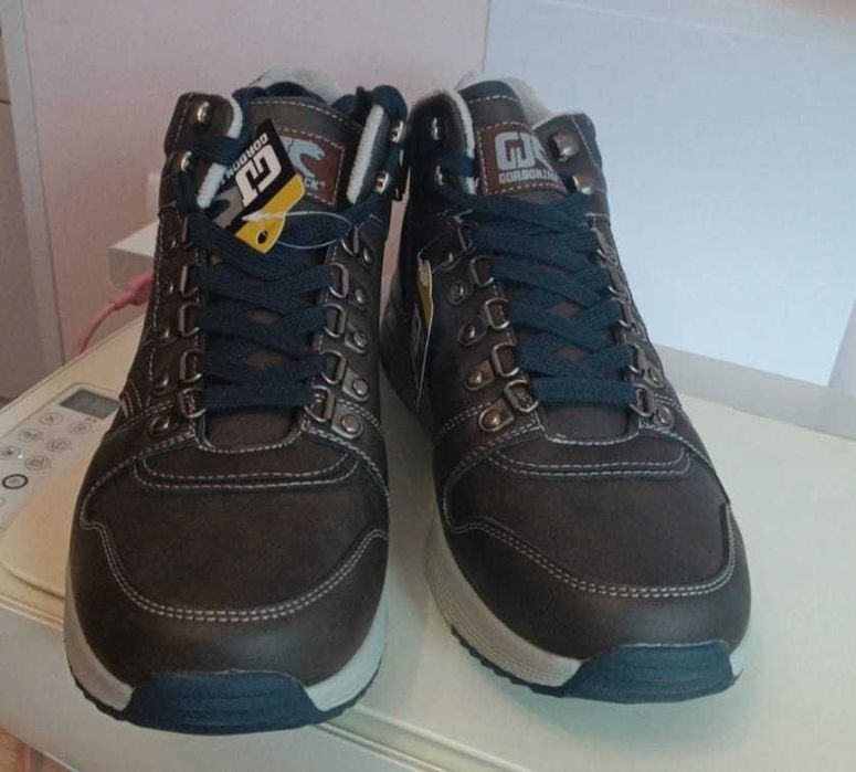 Ghete noi GORDON, originale pentru bărbați, din piele naturală m. 45