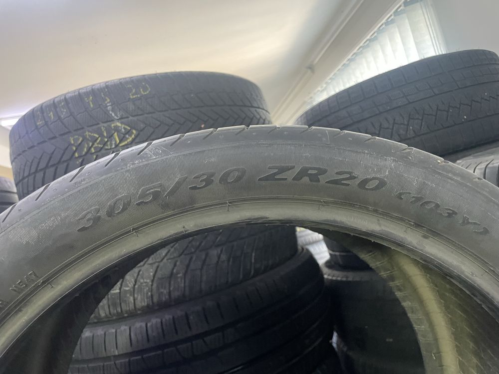 Продам шины 305/30 R20