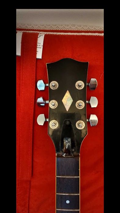 Cort Effector Les Paul anii 1970, efecte încorporate chitară electrică