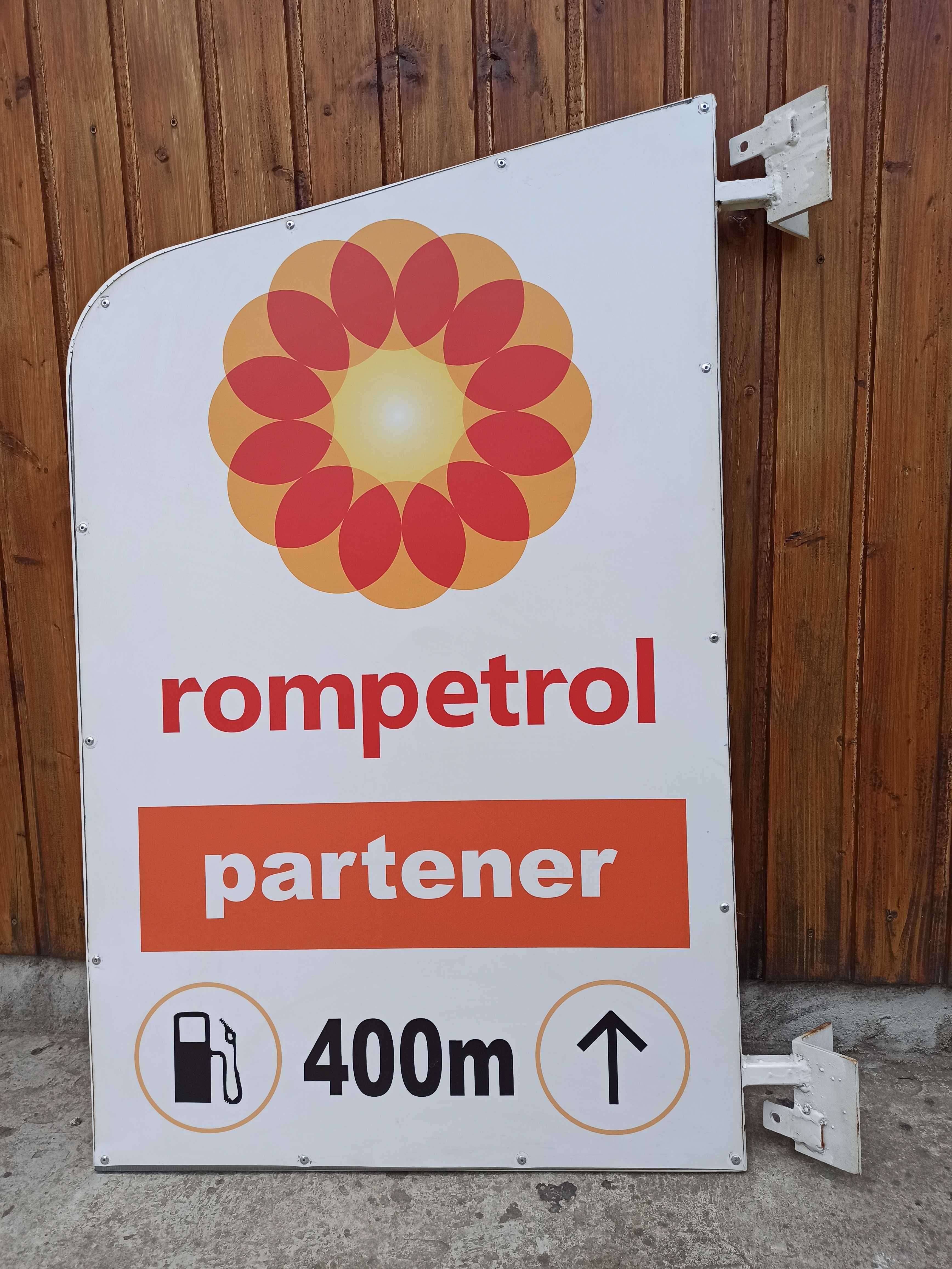 Panou indicator benzinărie Rompetrol