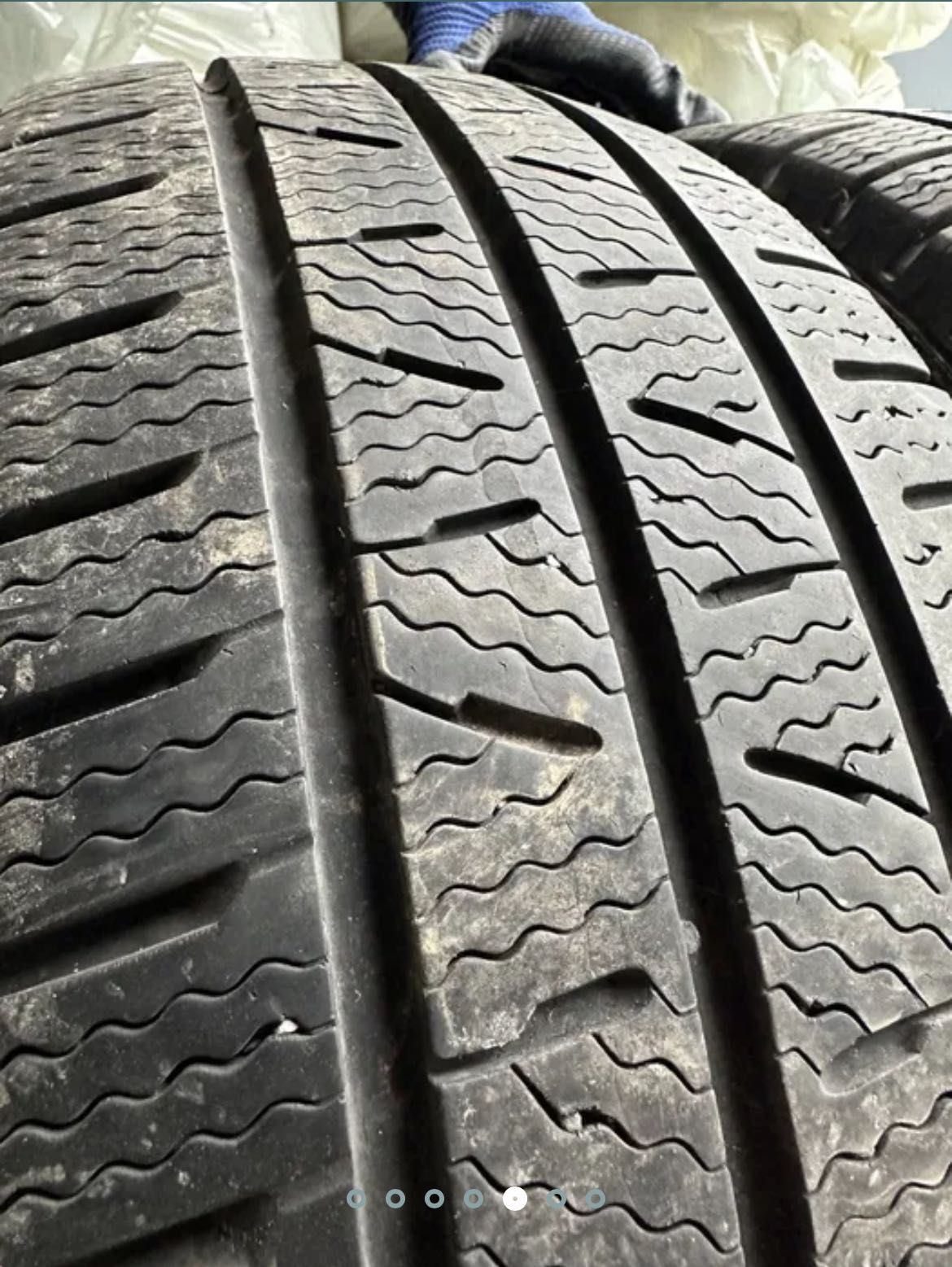 2 бр. зимни гуми за бус 225/65/16C Pirelli DOT 1721 7 mm