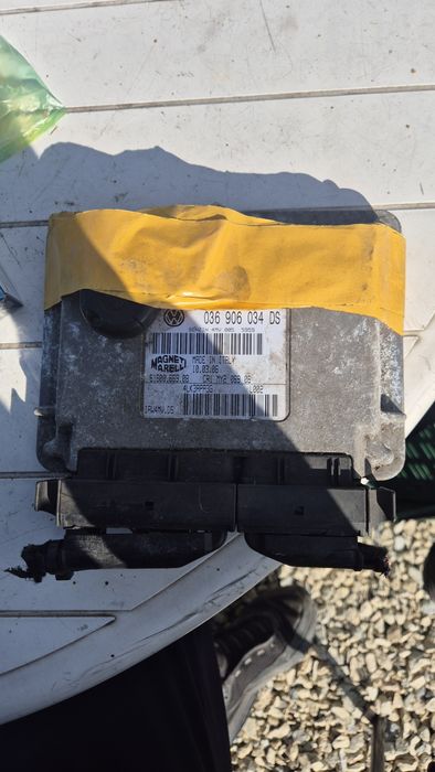 Компютър Двигател 1.6 Бензин За VW Голф 5 , Сеат Леон . Толедо