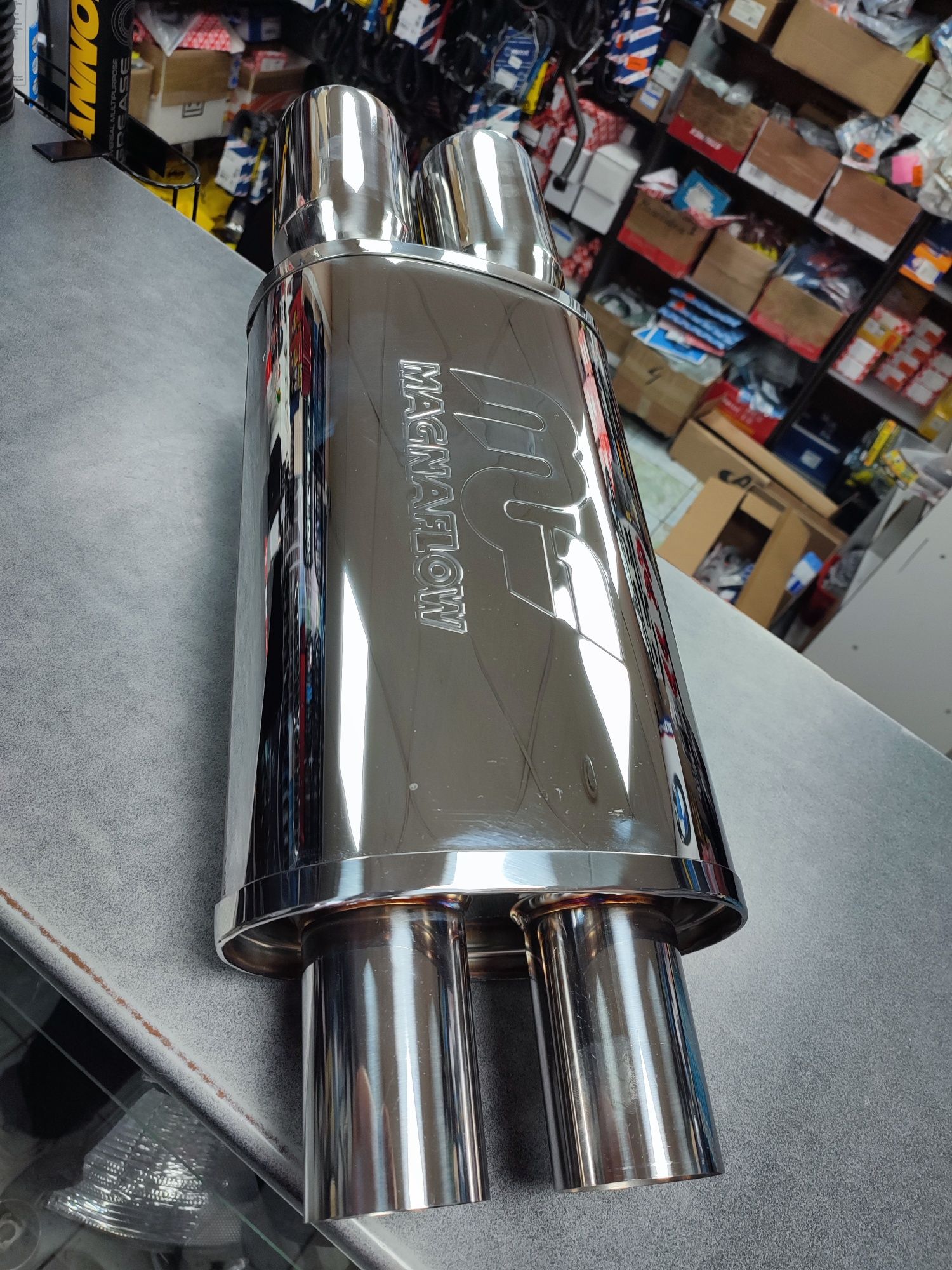 Глушитель банка MagnaFlow