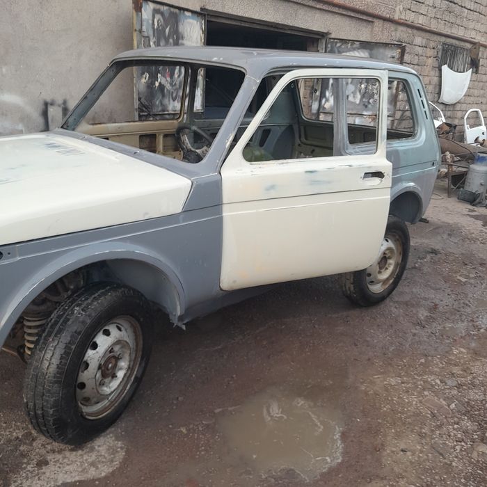 Нива кузов сотилади