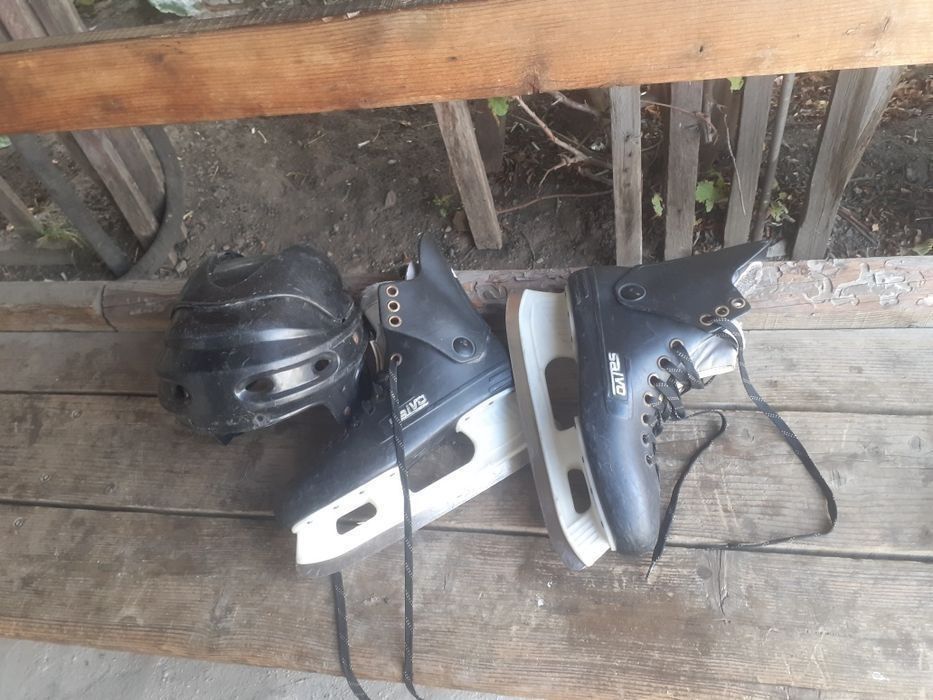 Коньки 43р 8т спа апарат 15т стол 2т зеркало 6т микровол 15т самовар15