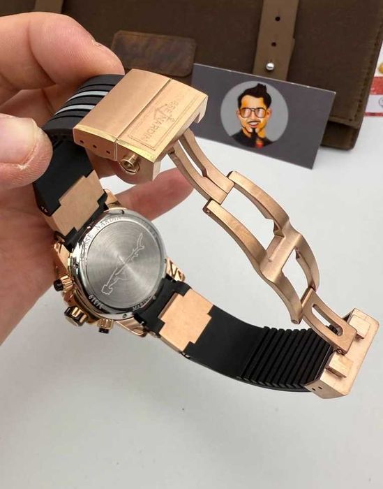 ulysse nardin maxi-marine черно-златен