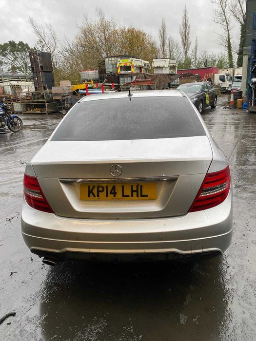 Dezmembrez Dezmembrari Mercedes C class w204 C250 2.2 cdi om651 2014