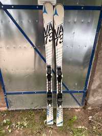 De vânzare Ski-uri Atomic  160 cu urme normale de utilizare!