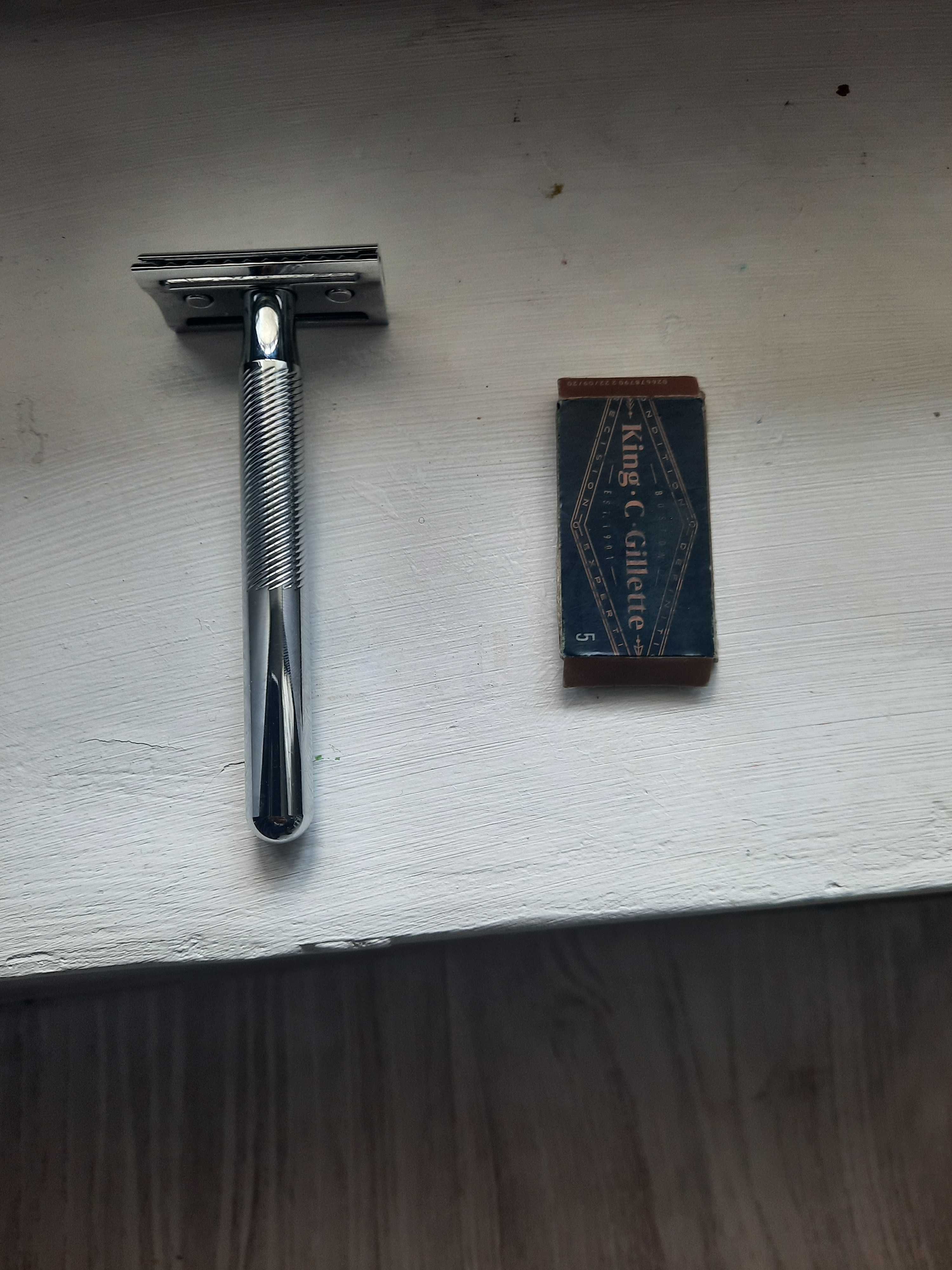 Aparat de barbierit King C.  Gillette