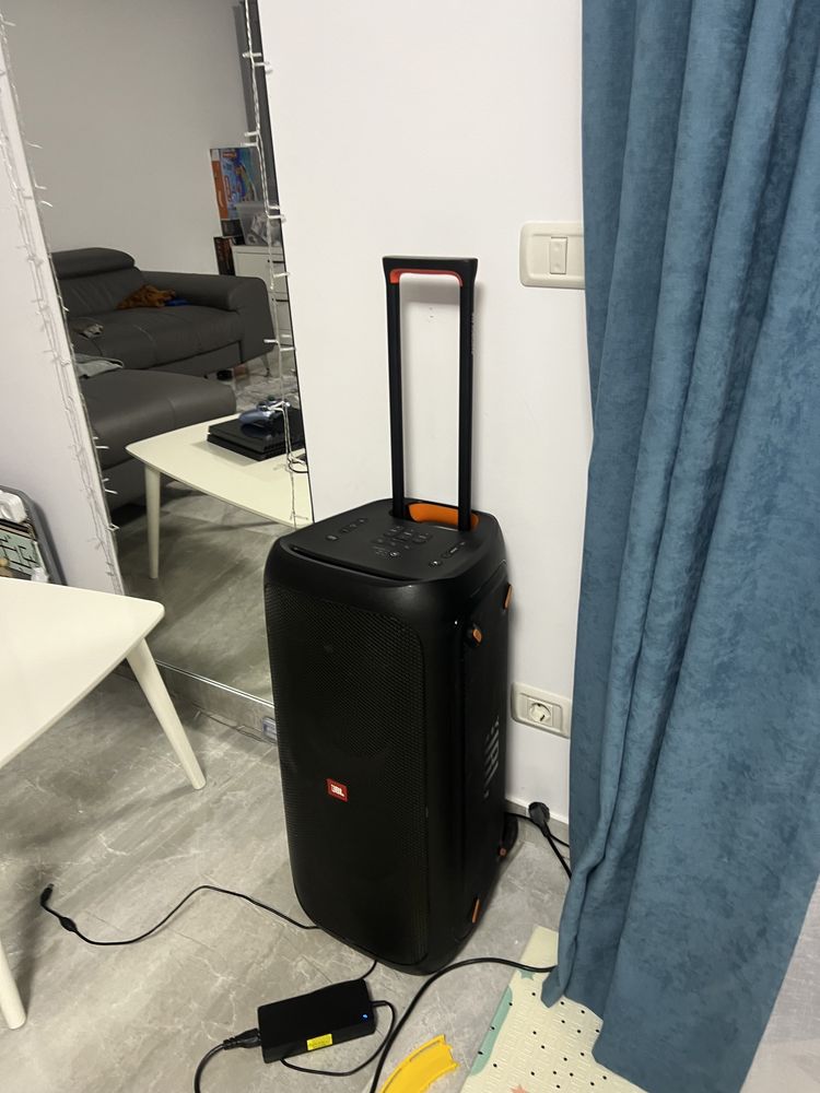 Boxa jbl party box