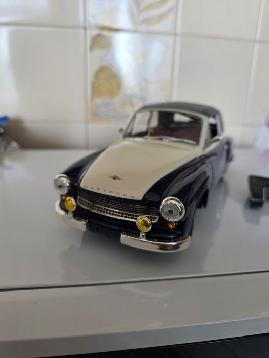 Warburg 311 мащаб 1:18