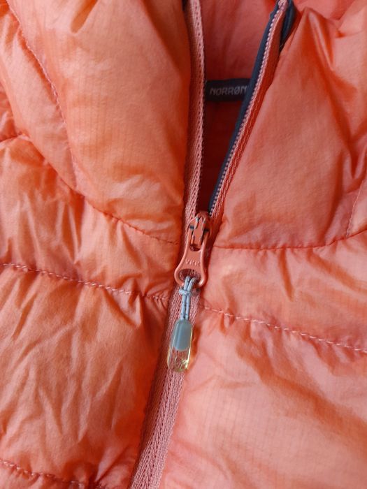 Norrona 900fill дамско яке L размер.