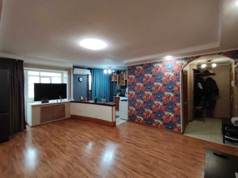 В продаже 2х ком квартира в районе КСК на 4 этаже по ул.Кубеева