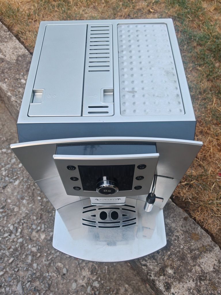 Delonghi Perfecta ESAM 5400