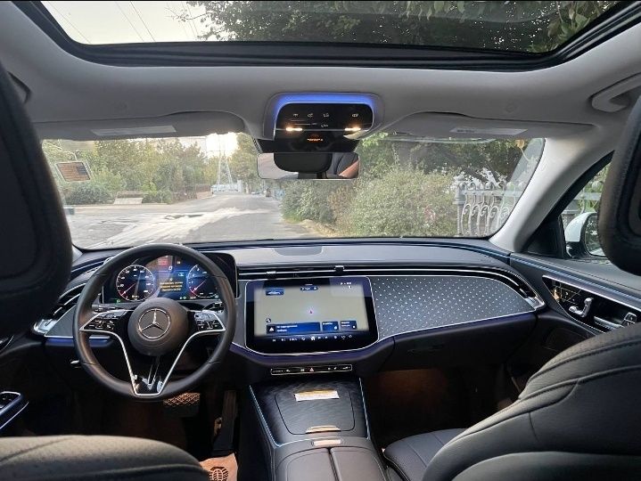 Продажа машина Mercedes E350