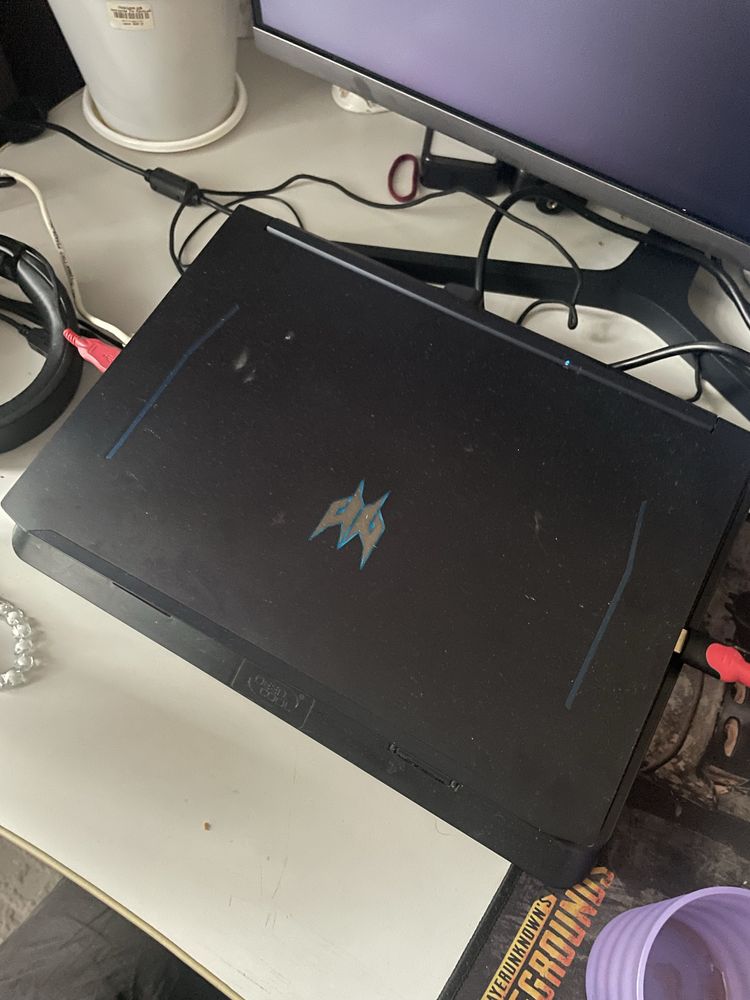 Ноутбук predator helios 300