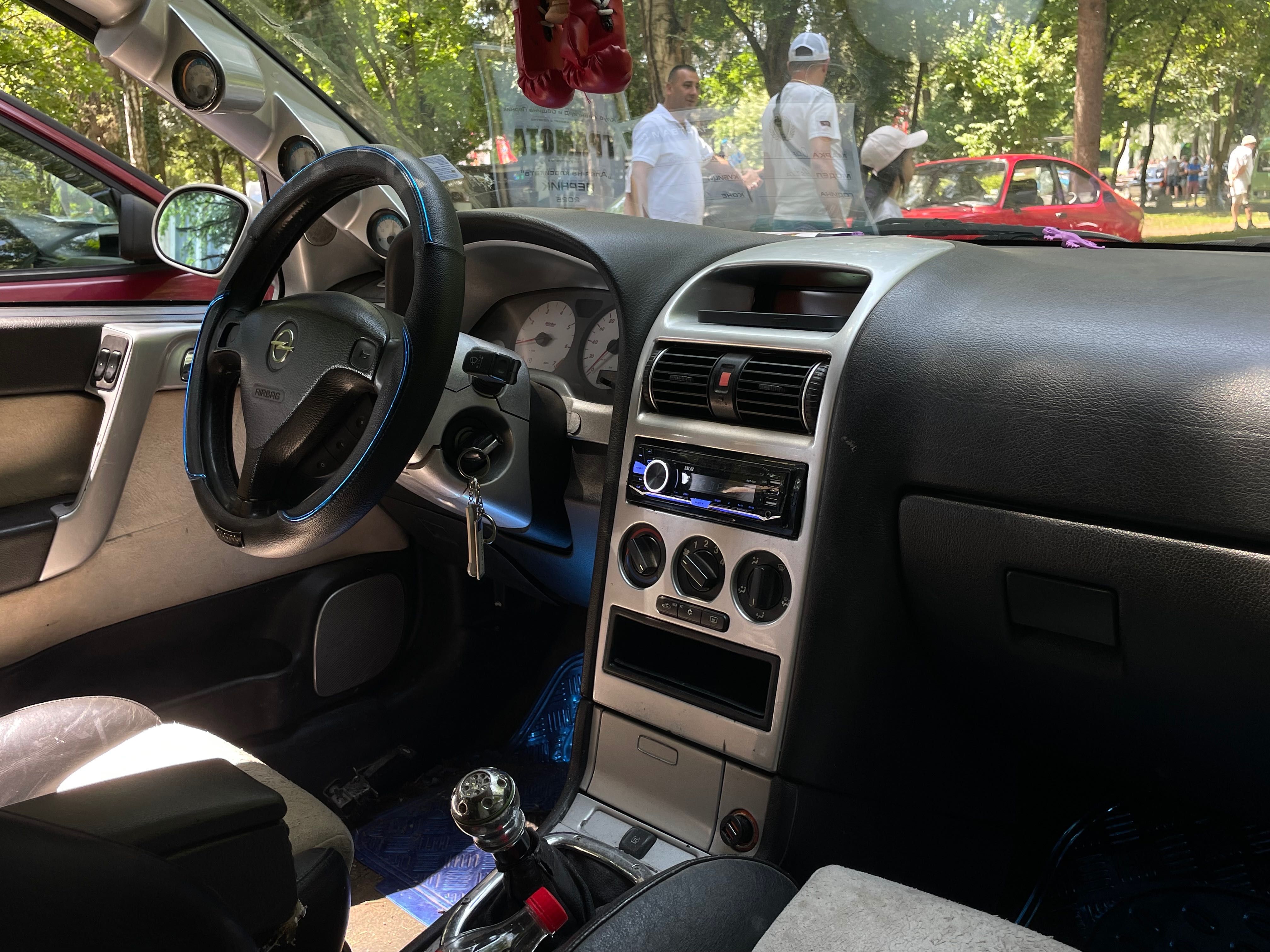 Opel Astra G 1.8