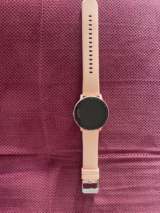 Продавам смарт часовник