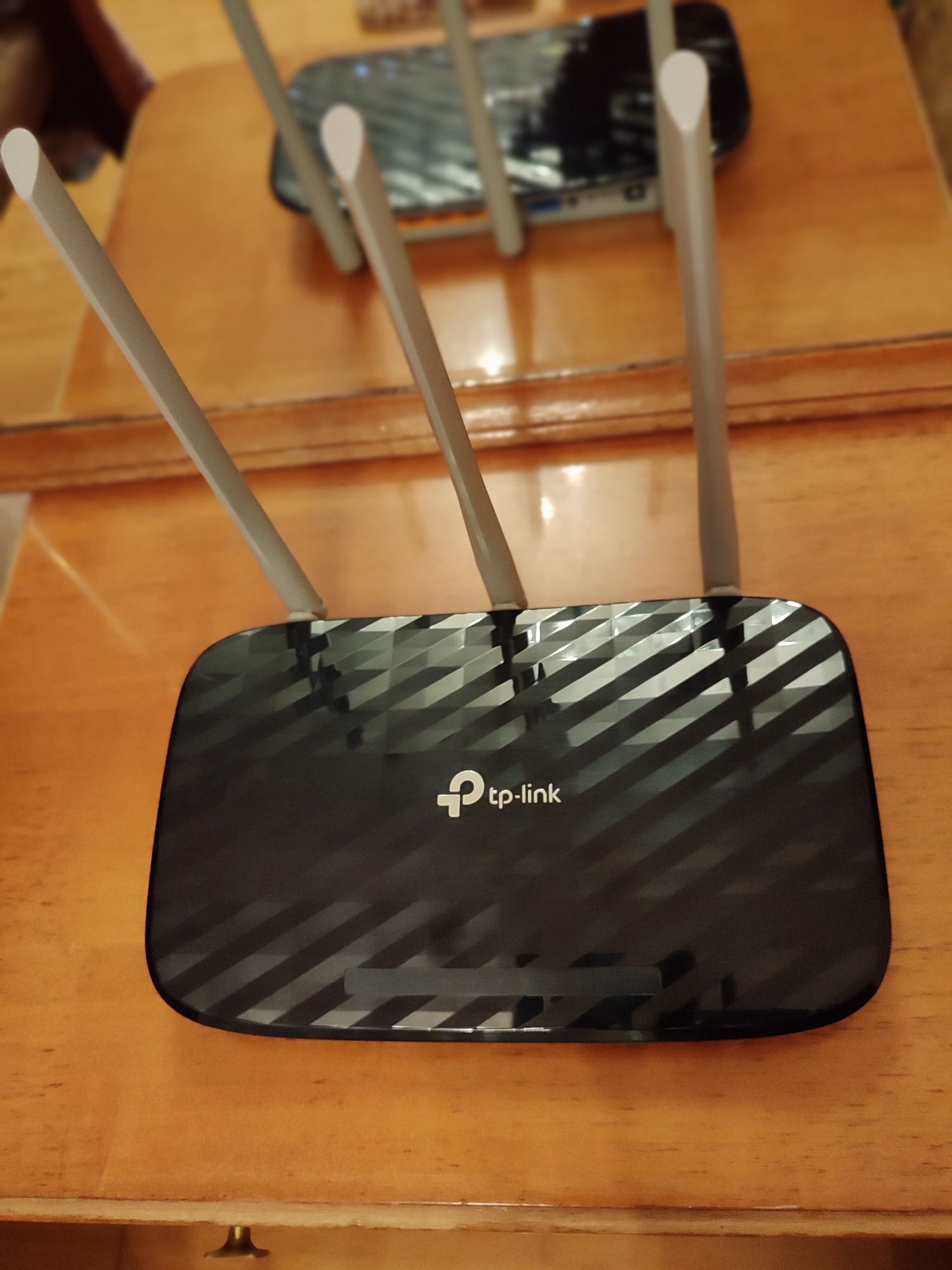 Archer C20 AC750 Двухдиапазонный WI-FI роутер .