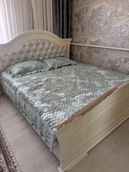 Кровать шкаф комод