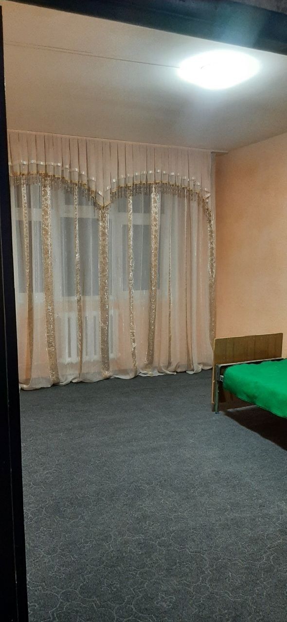3хона 3каватда жойлашган квартира ижорага берилади 
Ор:Горгаз зоо маг