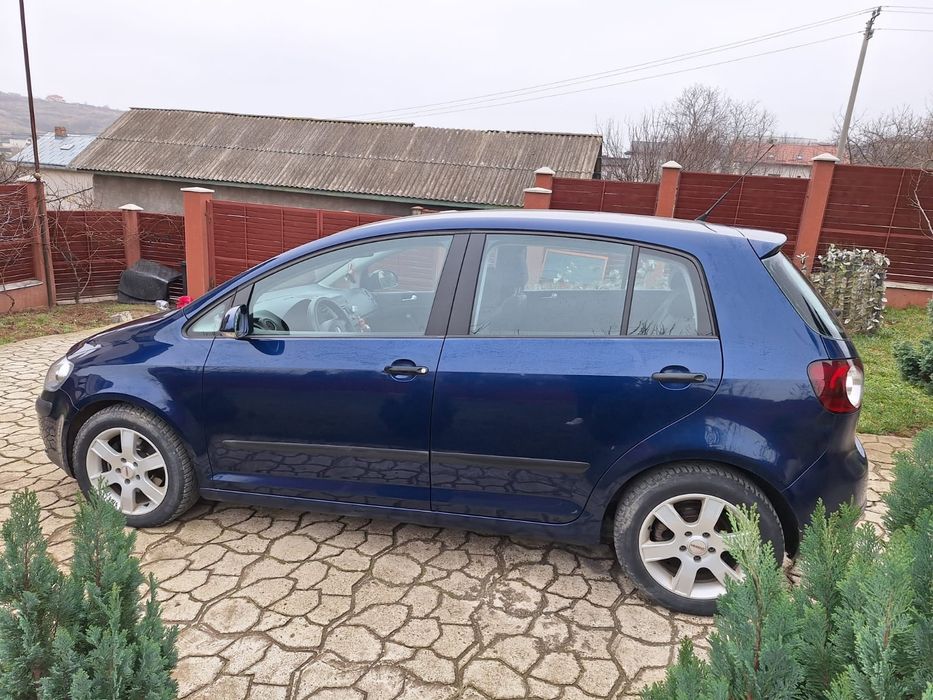 Vw golf 5 plus diesel înmatriculat ro-clima