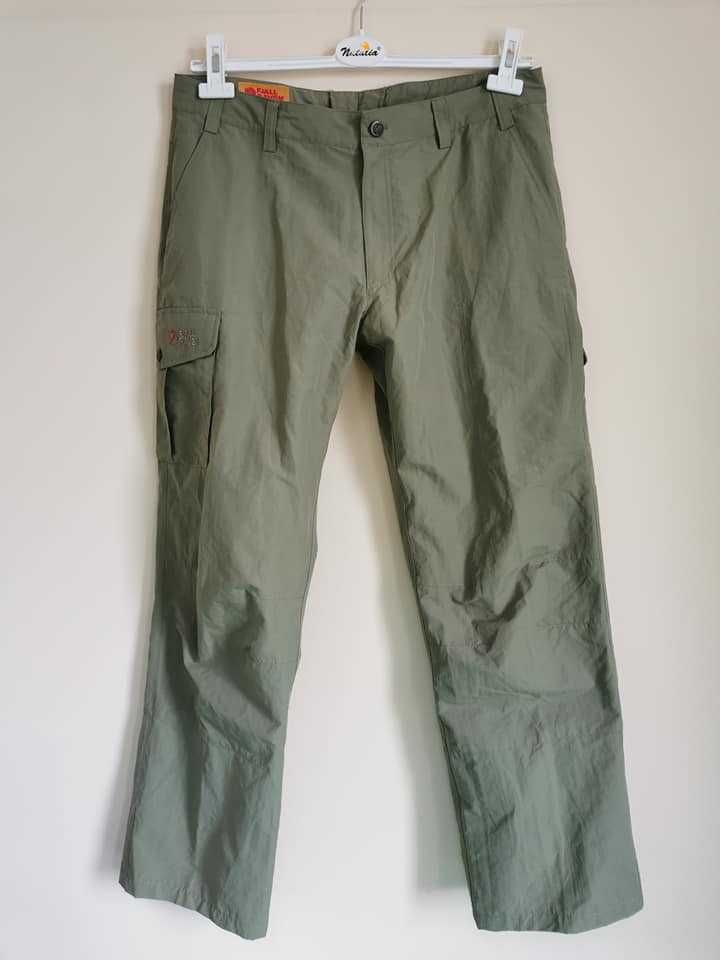 Pantaloni FjallRaven 50 si bluza termica Bjorn Daehlie XL