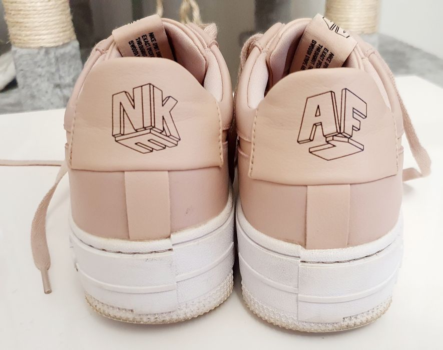 Adidasi Nike Air Force AF1i 39 purtati