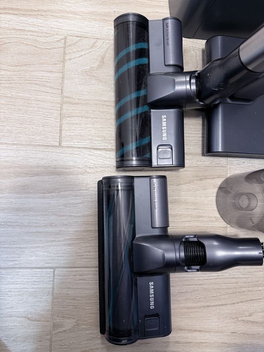 Aspirator vertical Samsung Jet90 complete +Samsung Clean Station