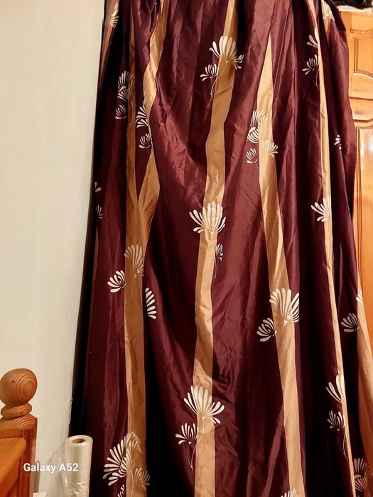 Продавам пердета