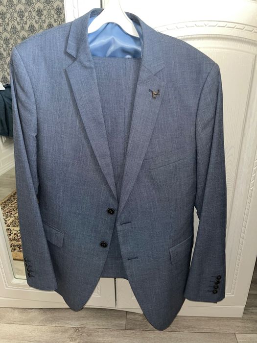 Мужской Костюм 48 размер