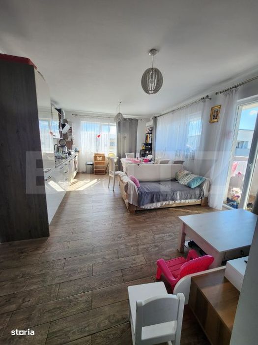 Apartament mobilat utilat, 3 camere, 2 bai, 2 parcari, zona Terra