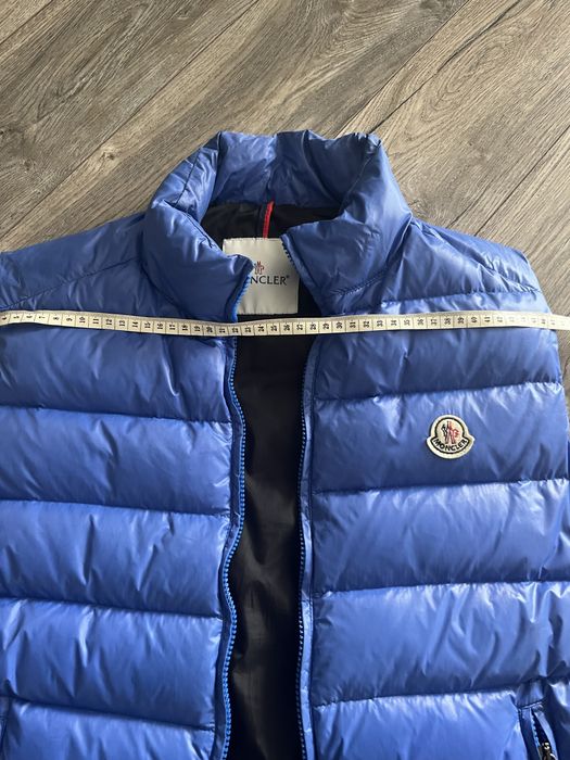 Мъжки елек Moncler