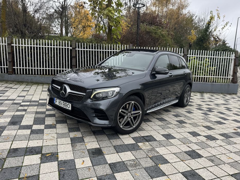 MercedsBenz//220D//4Matic//AMG//Panoramic//Alcantara/NaviMare//CarPlay