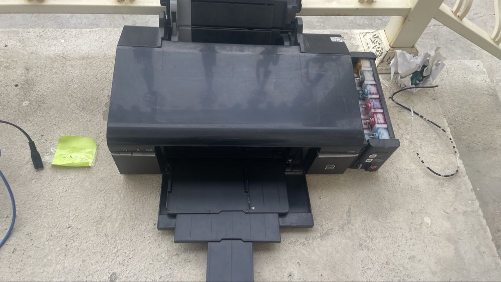Принтер L 805 сотилади холати яхши