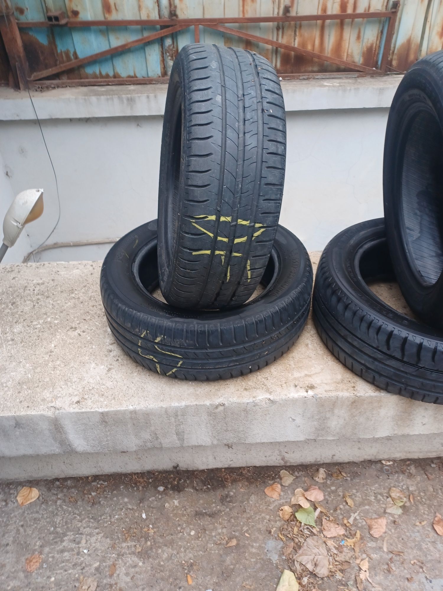 Vând cauciucuri 205/55/16de vară